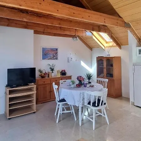 Apartment Baloro Mokosica